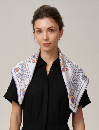 Шовкова хустина «Слобожанщина. Ранкова роса» Картинка Шовкова хустина «Слобожанщина. Ранкова роса»